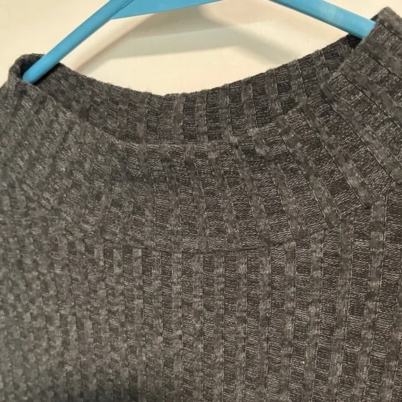 dip Black Ribbed Knit Sweater - Picture 3 of 5